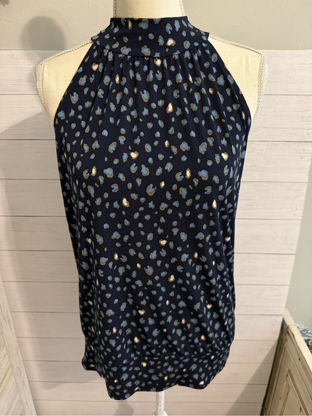 Leopard High-Neck Sleeveless Printed Blouse